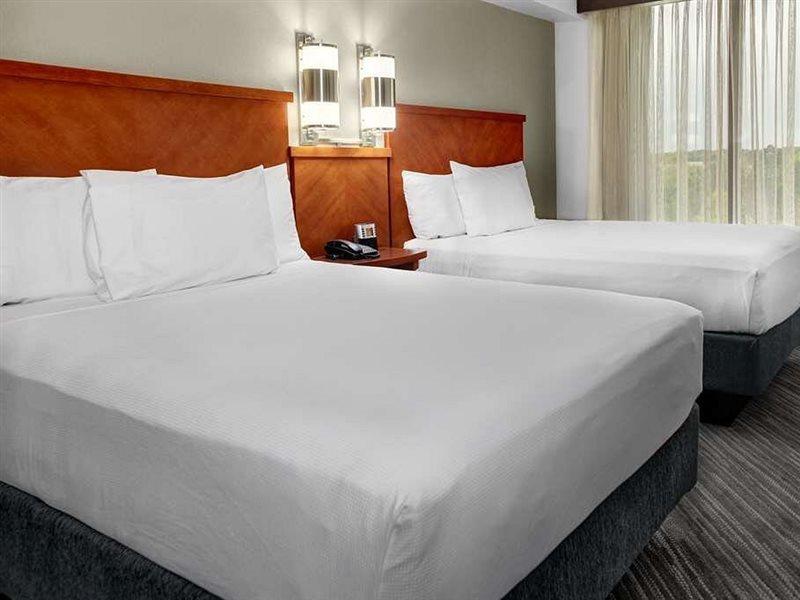 Hyatt Place Louisville-East Dış mekan fotoğraf
