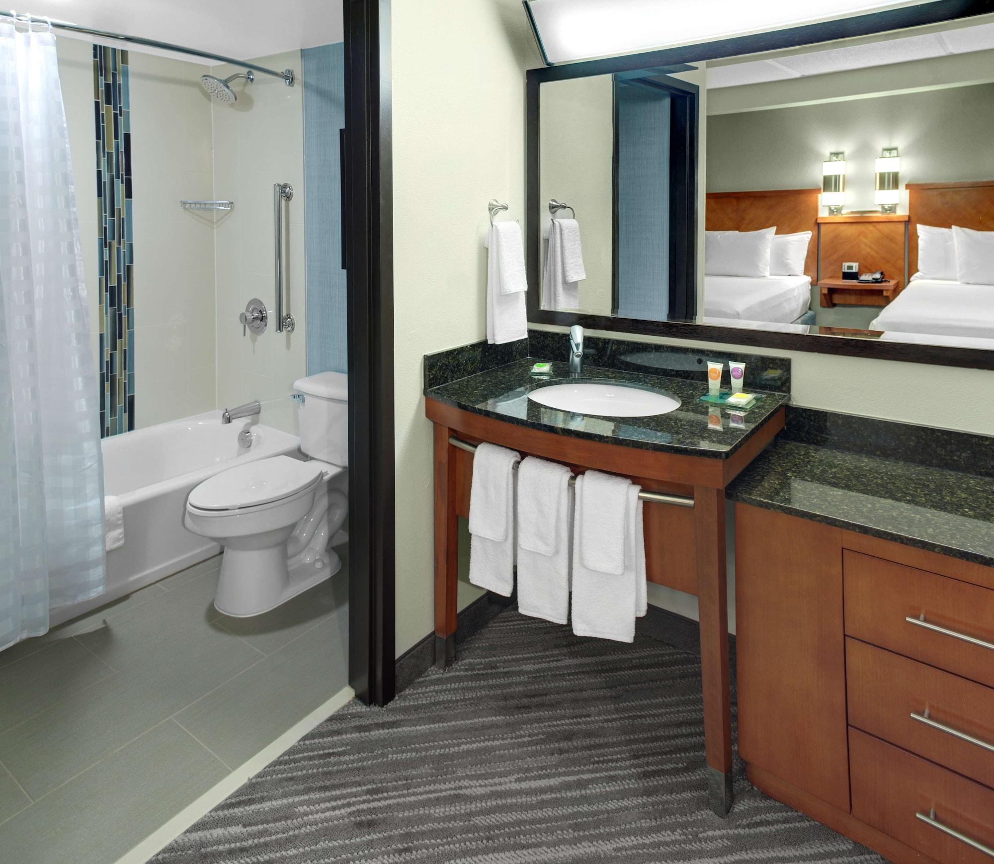 Hyatt Place Louisville-East Dış mekan fotoğraf
