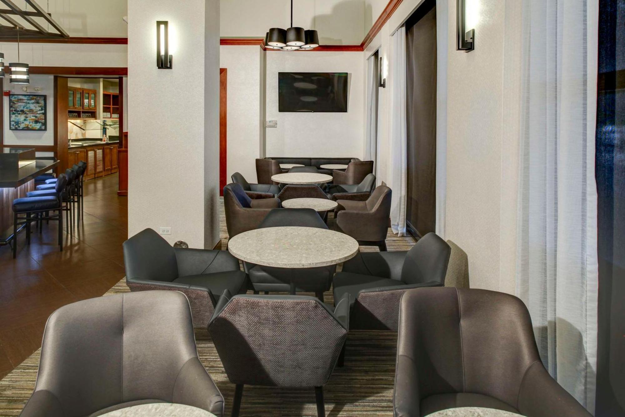 Hyatt Place Louisville-East Dış mekan fotoğraf